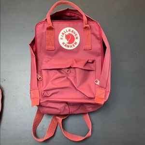 Fjallraven Kanken Mini Backpack